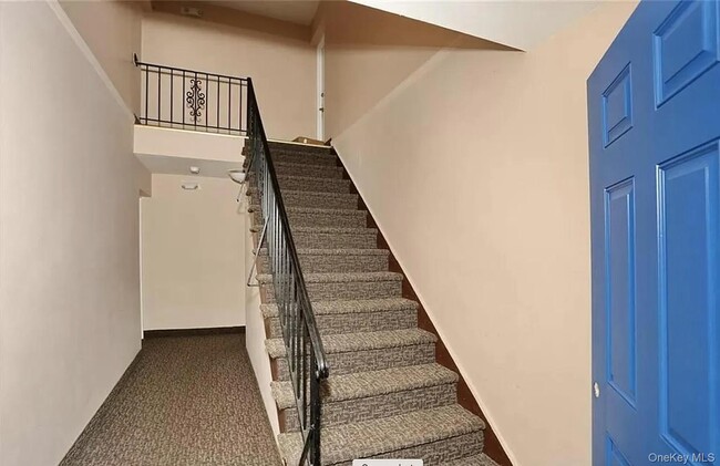 Foto del edificio - 100 Dowd St