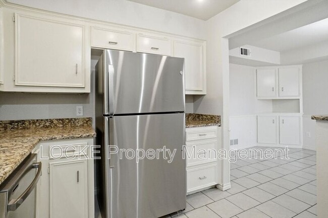 Building Photo - 2033 Teton Pl