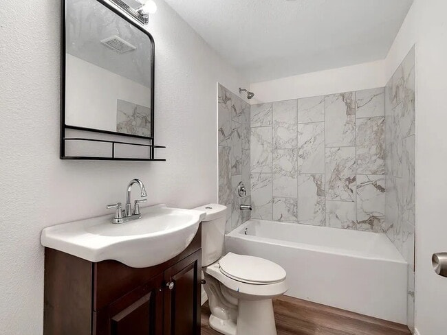 Photo - Affordable and Renovated 2/1! Apartment