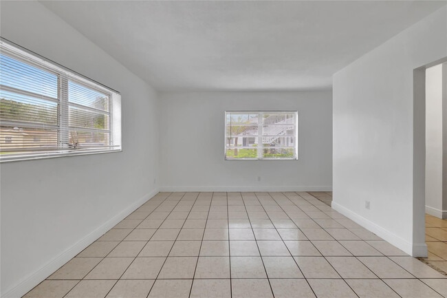 Foto del edificio - 1916 SW 11th St