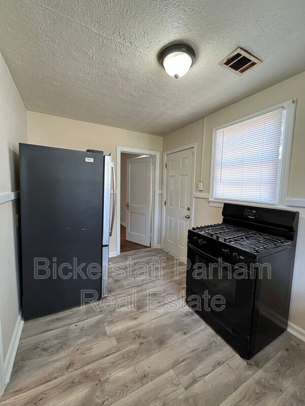 Foto del edificio - 3224 Glenn St