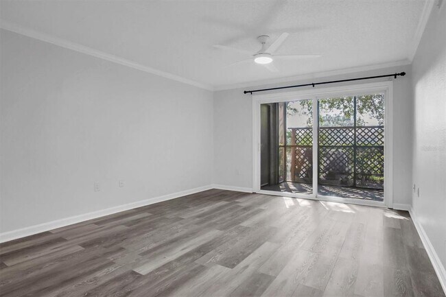 Foto del edificio - 2500 Winding Creek Blvd