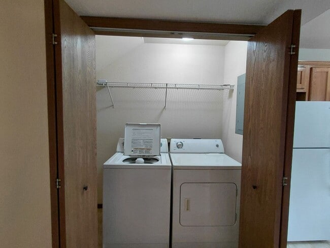 Foto del edificio - 24910 Scenic Dr