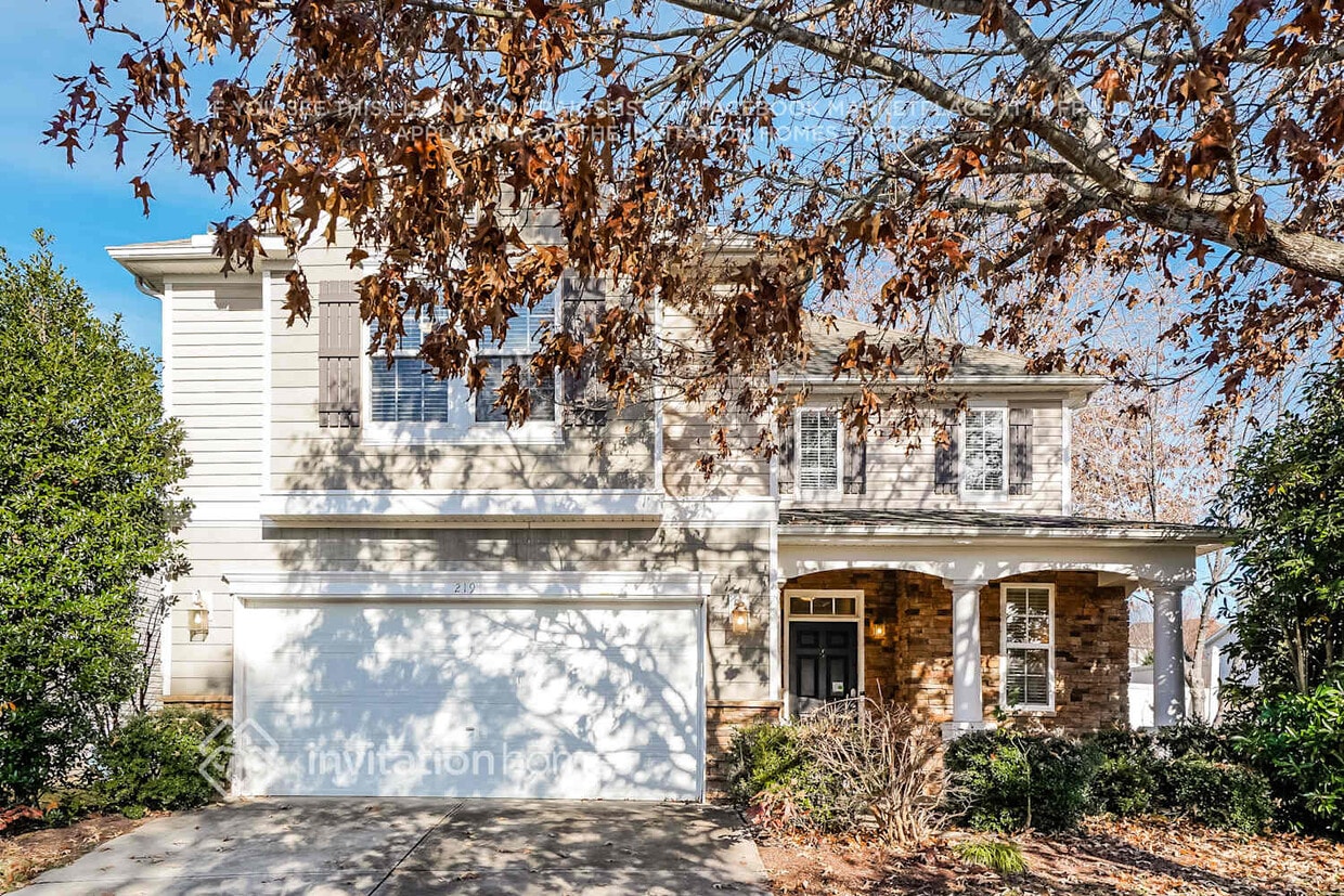 Primary Photo - 219 Coalyard Dr