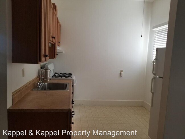 Foto del edificio - 1 br, 1 bath House - 300 California St Apt.B