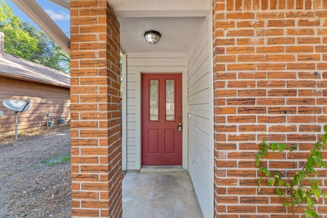Building Photo - AUS2518 Howellwood