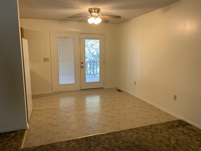 Dining Room - 253 Morphew Rd