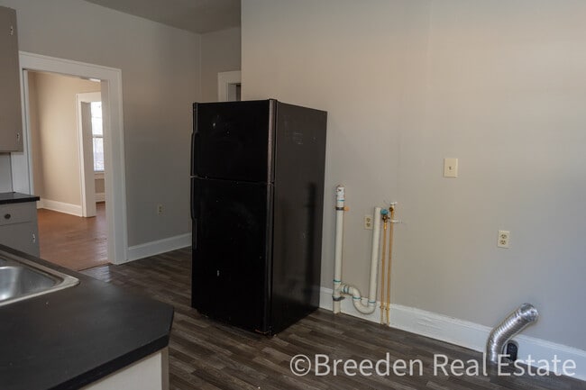 Foto del edificio - 702 W Union St