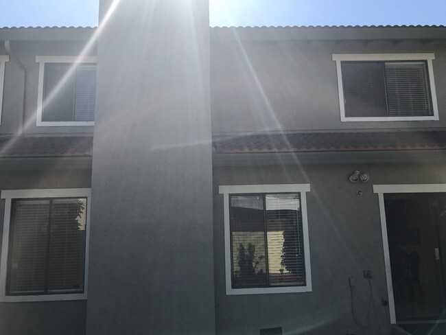 Patio trasero - 3575 Lehigh Dr