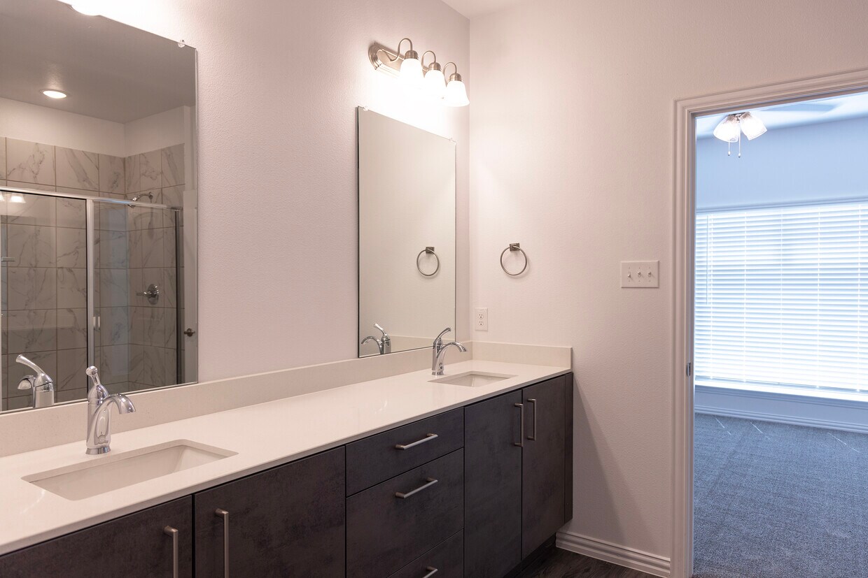 Foto del edificio - 2821 Aiden Ln