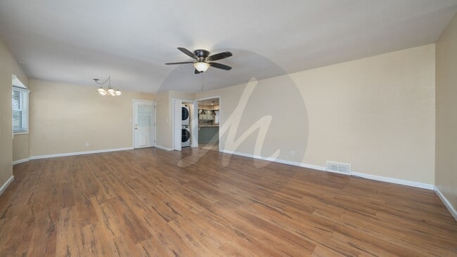 Building Photo - Charming Rancher in Highland Park