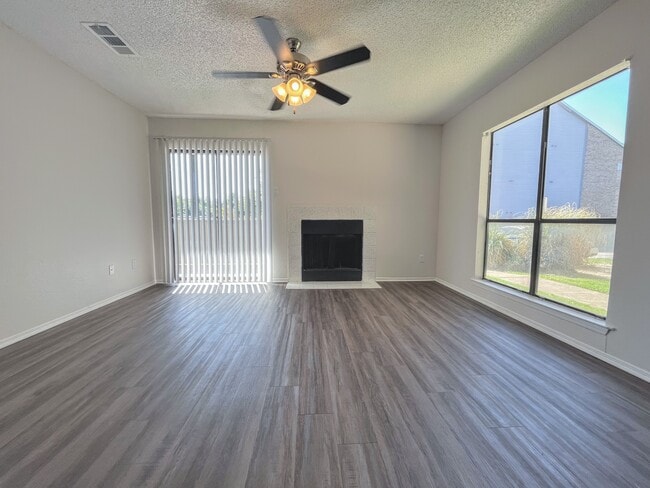Building Photo - Westwind