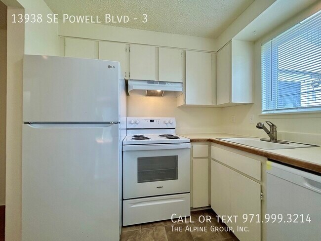 Foto del edificio - 13938 SE Powell Blvd