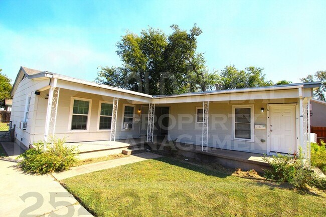 Foto del edificio - 625 Brook Dr