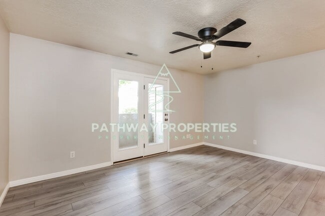 Building Photo - Discover Your Dream Home In Eagle Mountain...