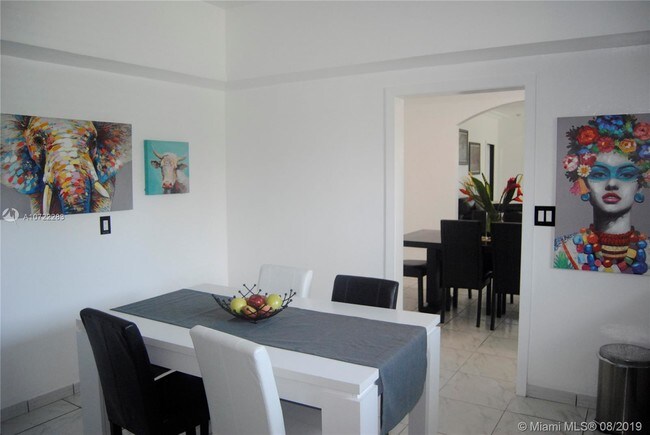 Foto del edificio - 2235 SW 23rd Ave