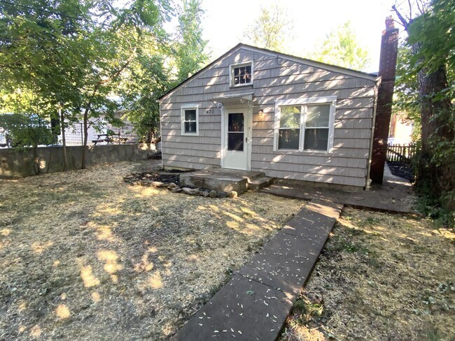 Foto del edificio - 428-430 E. Lane Ave