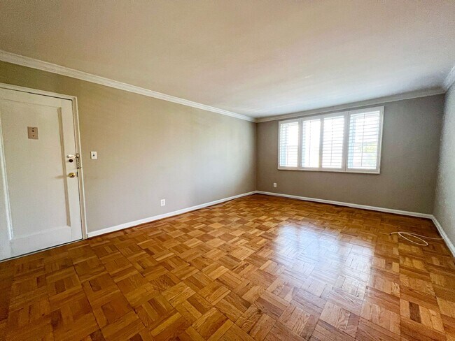 Foto del edificio - Sun-filled 1 Bed 1 Bath Condo With Garage Parking In The Heart Of Ballston - Water Included