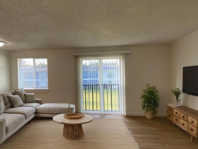 Interior Photo - Dimension Lakewood Apartments