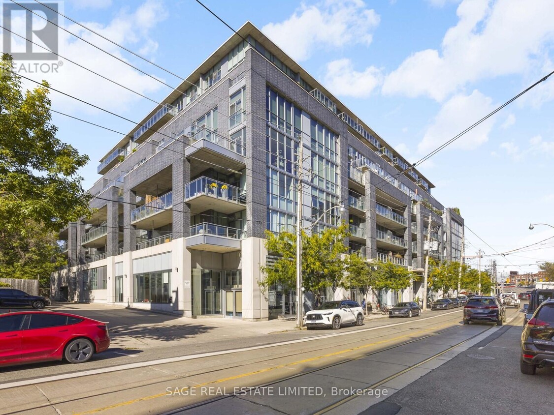 Primary Photo - 510-510 King St E