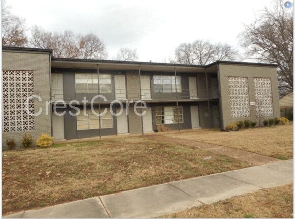 Primary Photo - 1030 Novarese St