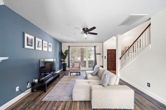 Foto del edificio - 3607 Chesapeake Ct