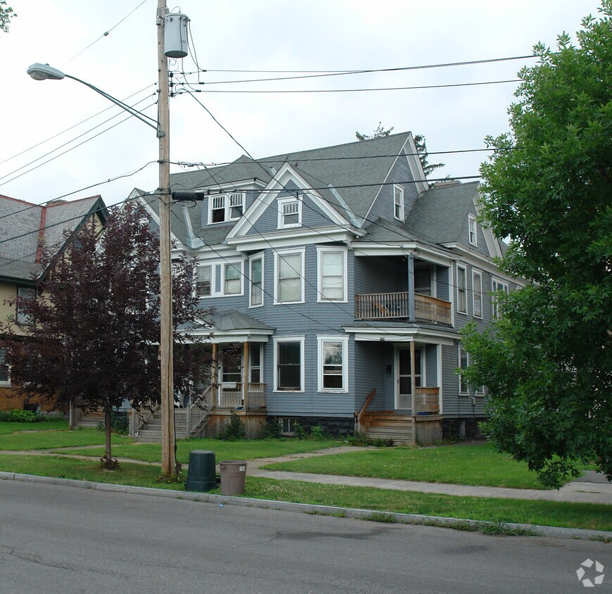 Building Photo - 108 Coleridge Ave