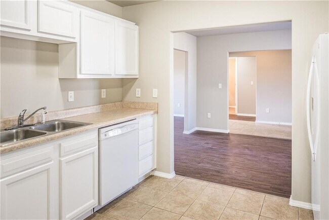 Foto del edificio - 6604 SW Springwood St