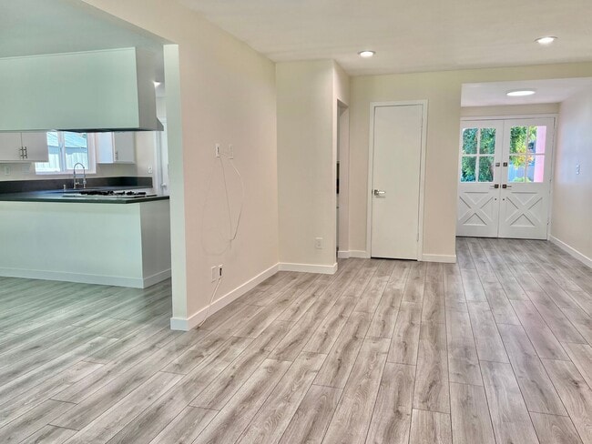 Building Photo - Remodeled 3-bedroom, 2 bath home in Agoura Hills