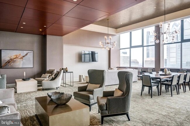 Photo - 1500 Locust St Apartment