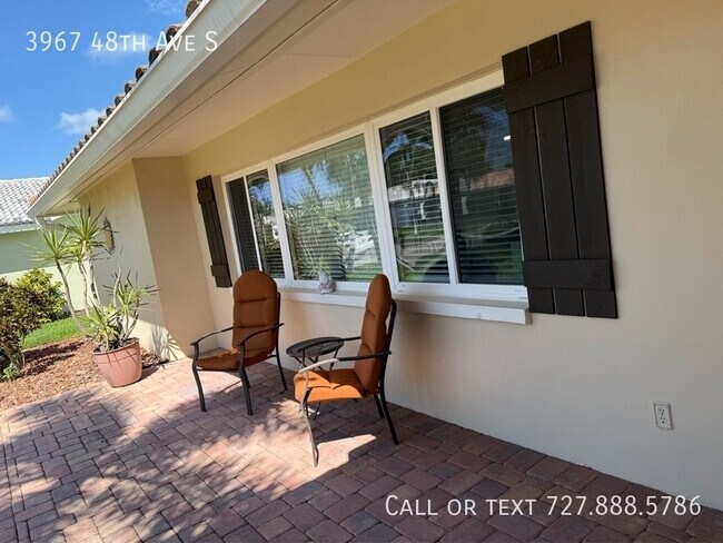 Foto del edificio - 3967 48th Ave S