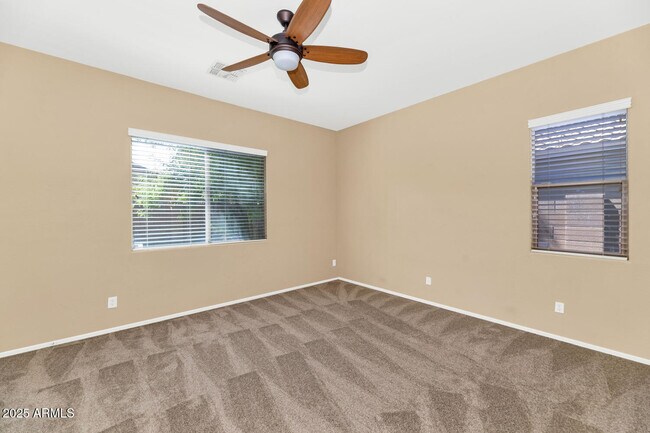 Foto del edificio - 17651 W Ironwood St