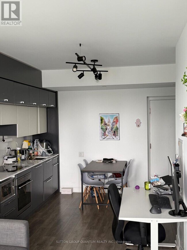 Photo du bâtiment - 15 Grenville St