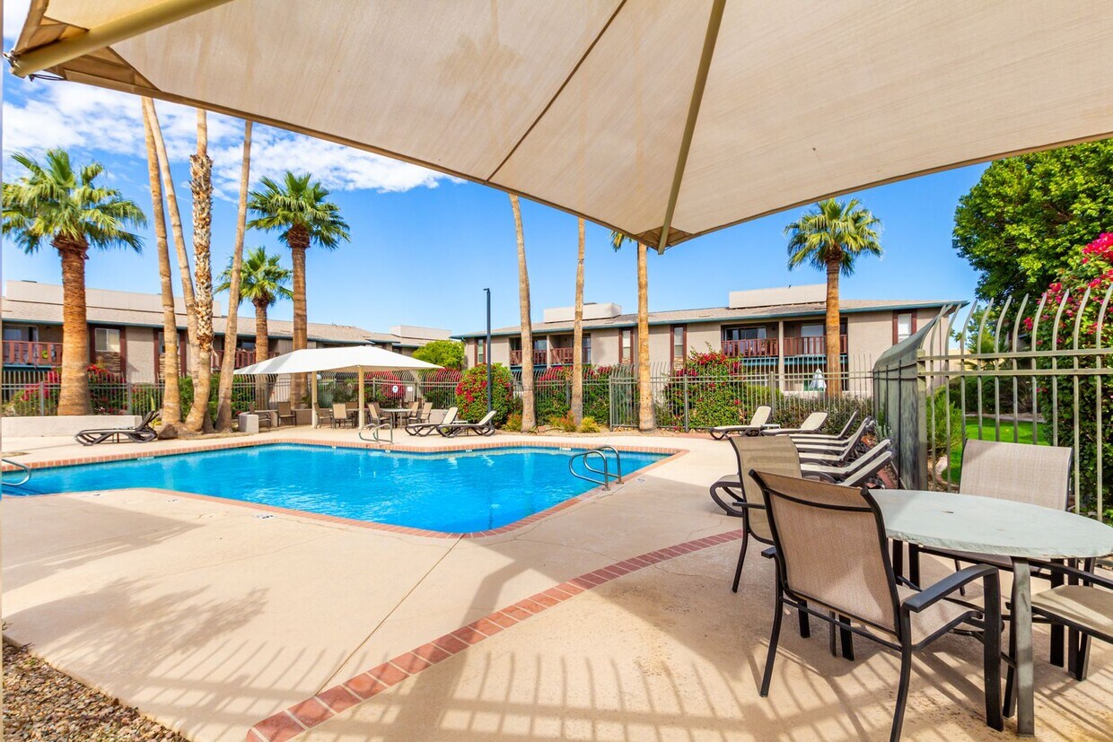 Foto principal - Remodeled 2-Bedroom, 2-Bath Condo in Prime Scottsdale Location