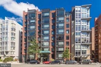 Building Photo - 1211 13th St NW