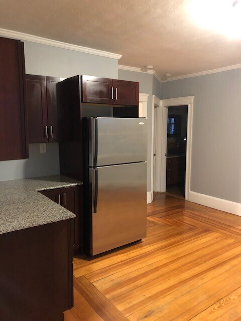 Foto del edificio - 380 Pleasant St