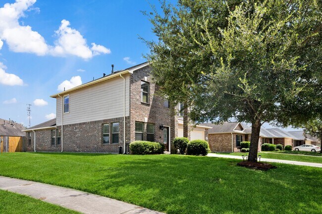 Foto del edificio - 4614 Pin Oak Creek Ln