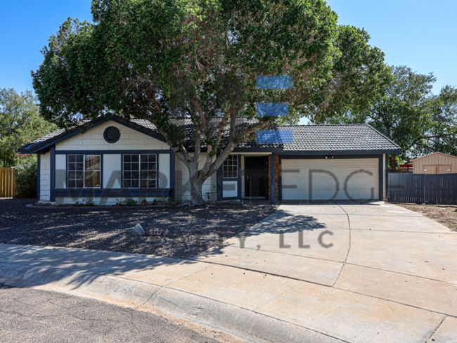 Building Photo - House at 59thAve/Union Hills! JOIN THE WAI...