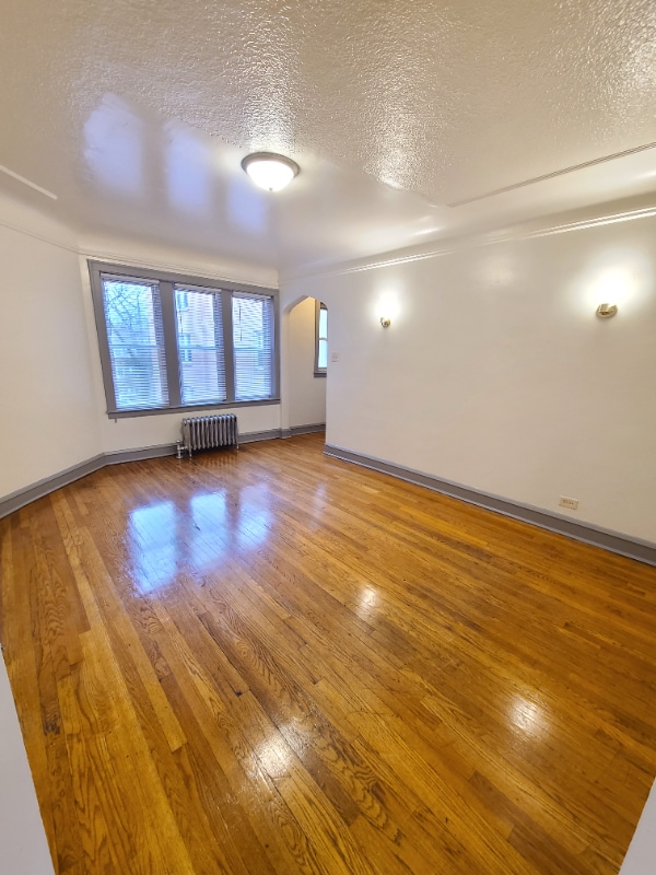 Photo - 836 N Massasoit Ave (Chicago, IL)