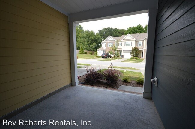 Foto del edificio - 3 br, 2.5 bath House - 628 Briarcliff Street