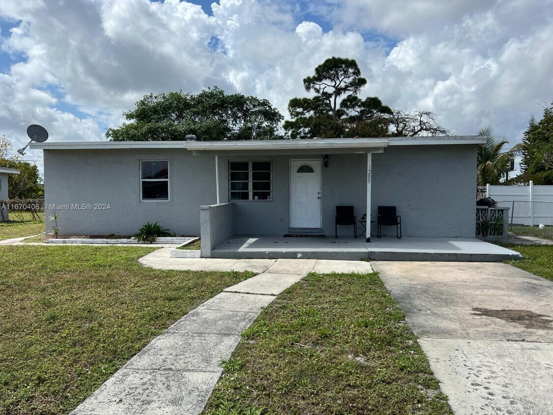 1209 NW 19th Ave, Fort Lauderdale, FL 33311 - House Rental in Fort ...