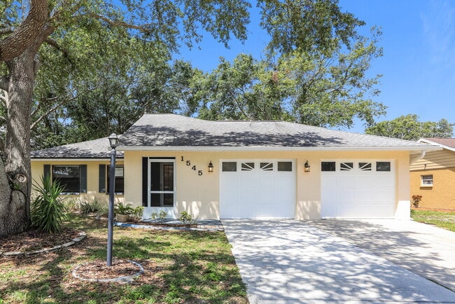 Building Photo - 1545 Deer Hollow Blvd