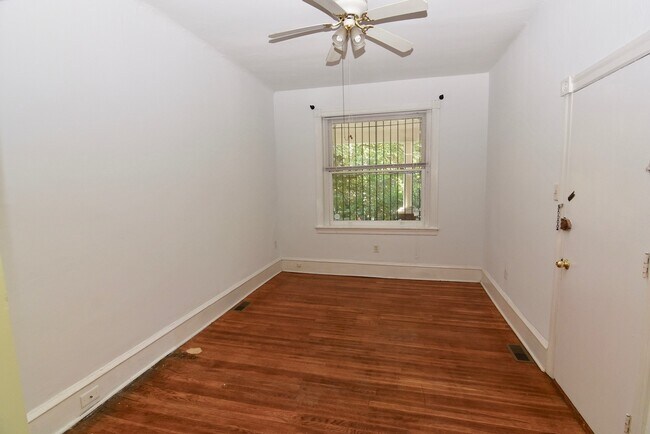 Building Photo - 238 S 45th St