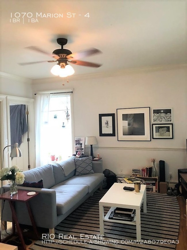 Foto del edificio - 1070 N Marion St