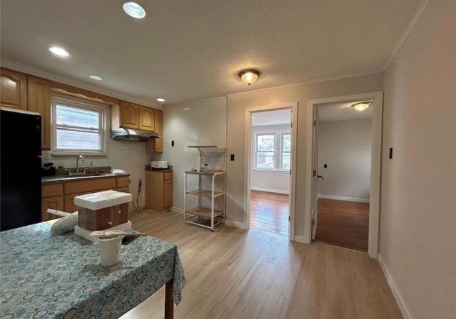 Photo - 77-25-7169 169th St House