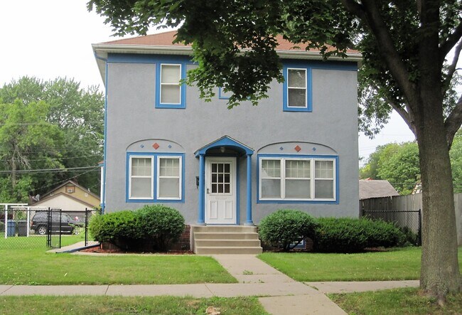 Foto del edificio - 2911 Thomas Ave N