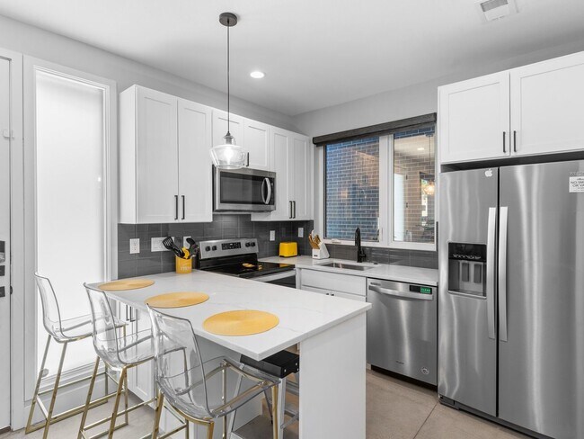 Foto del edificio - 625 Inca St