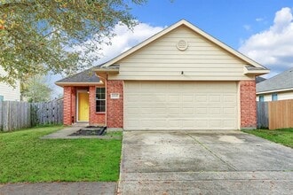 Building Photo - 11010 Clear Villa Ln