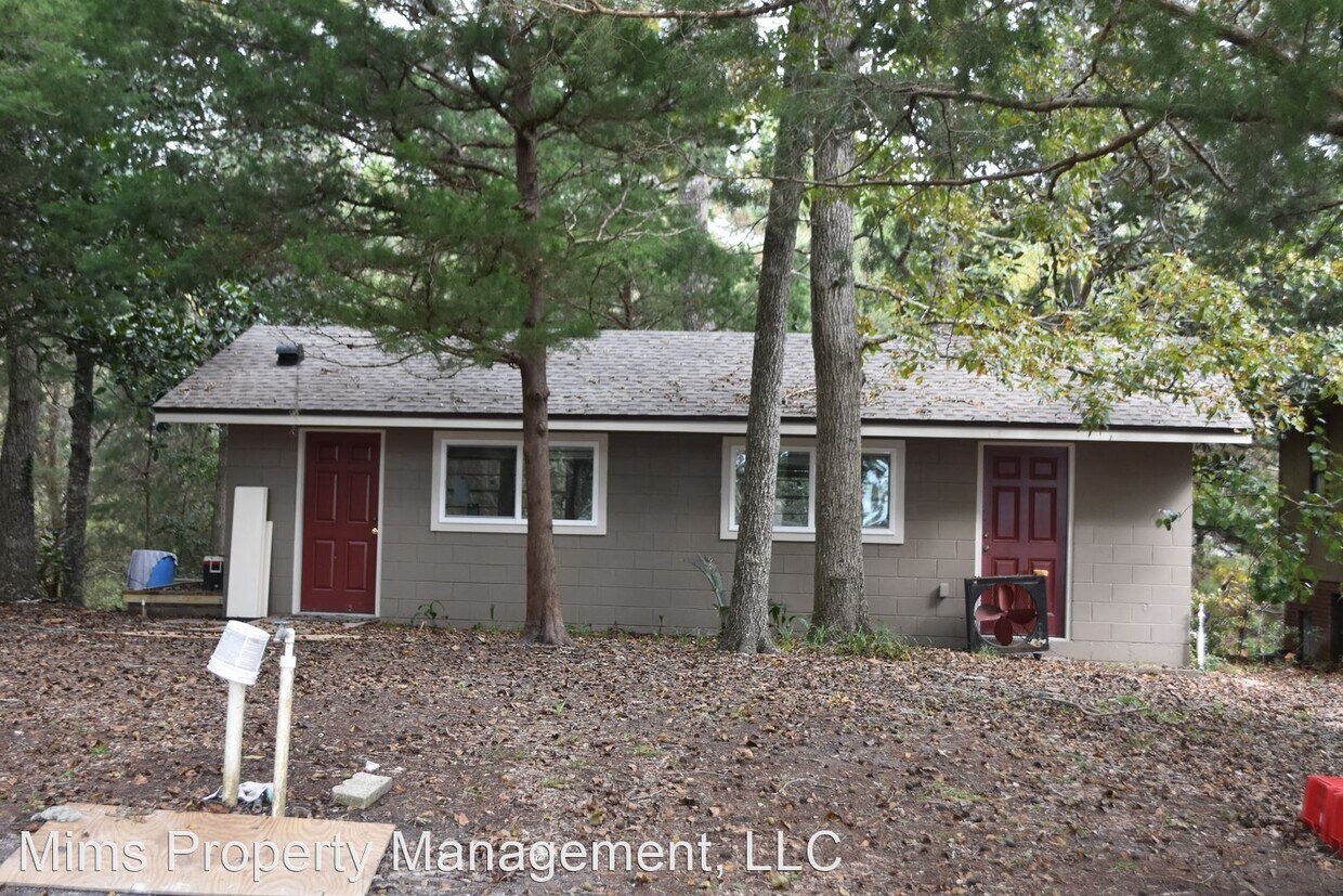 Studio, 1 bath House 30A Sycamore Drive House for Rent in Freeport