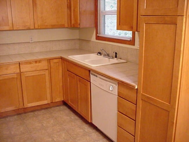 Foto del edificio - 3Bd/1Ba Single Story House - Available to View!